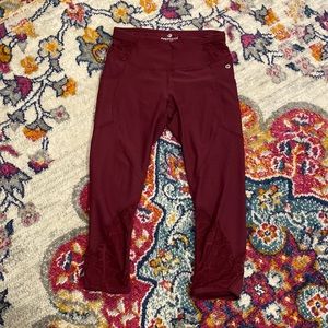 Maroon leggings